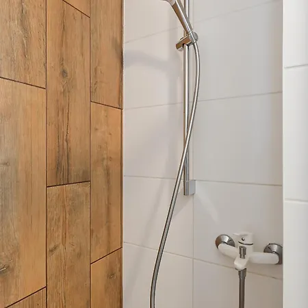 Loft Design & Free Parking Апартаменты *