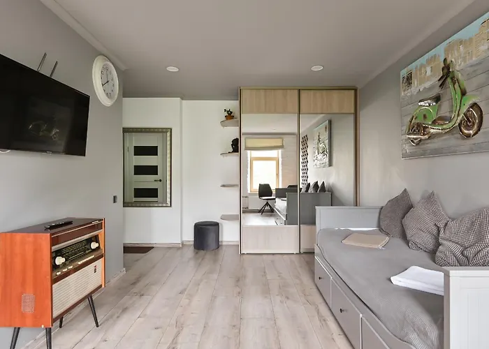 Loft Design & Free Parking Apartment