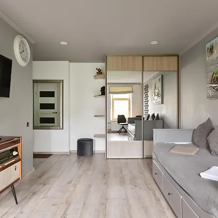 Loft Design & Free Parking Lägenhet